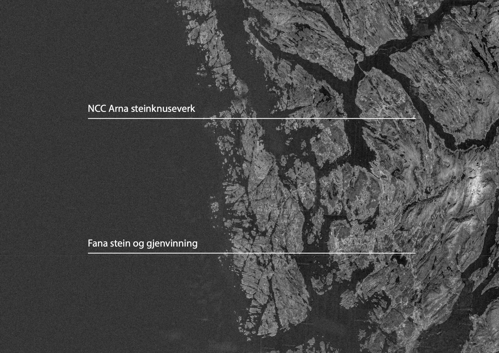 Dark relief map of the coast and fjords around Bergen, with lines marking the two quarries: NCC Arna steinknuseverk to the north and Fana stein og gjenvinning to the south